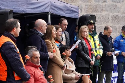 Conmemoración del Día Mundial en Recuerdo de las Víctimas de Accidentes de Tráfico en Valladolid con la presencia de la delegada del gobierno en Castilla y León, Virginia Barcones, y el alcalde, Jesús Julio Carnero - ICAL