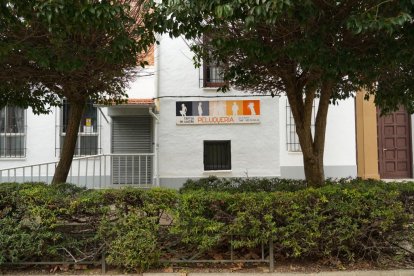 Peluquería en la Plaza Porticada de Valladolid - J.M. LOSTAU