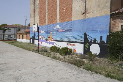 Espacio Amigo en la calle Tajahierro. J. M. LOSTAU