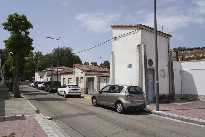 Calle del Transformador. J. M. LOSTAU