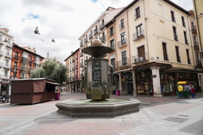 Plaza de Fuente Dorada en la actualidad. -J.M. LOSTAU