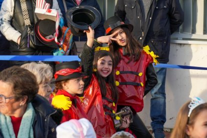 Desfile de disfraces en el Centro Cívico Canal de Castilla de Valladolid. -PHOTOGENIC.