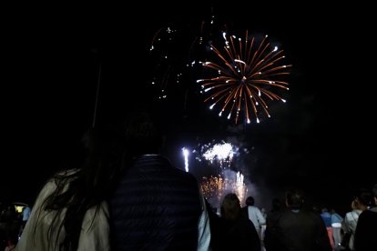 Fuegos artificiales. Martes día 6. PHOTOGENIC