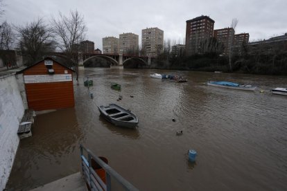 Subida del caudal del río Pisuerga a su paso por Valladolid. PHOTOGENIC
