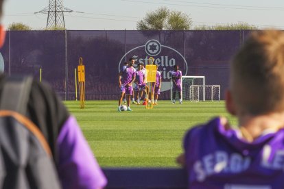 Primer entrenamiento del Real Valladolid 2023-24/ PHOTOGENIC/MIGUEL ÁNGEL SANTOS