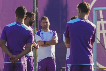 Primer entrenamiento del Real Valladolid 2023-24/ PHOTOGENIC/MIGUEL ÁNGEL SANTOS