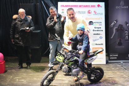 Clausura de Motauros y entrega de reconocimientos. / LOSTAU