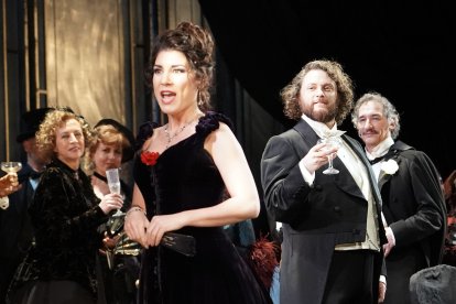 Ensayo general de la ópera 'La Traviata' de Verdi, en el Teatro Calderón de Valladolid. ICAL.