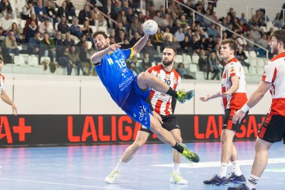 Puerto Sagunto-Recoletas Atlético Valladolid. / LOF