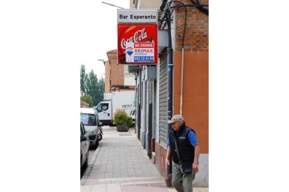 Bar Esperanto en la calle Luna en el barrio de La Farola en la actualidad. - PHOTOGENIC