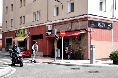 Cafetería Jockey en el Camino de la Esperanza en el barrio de La Farola en la actualidad. - PHOTOGENIC
