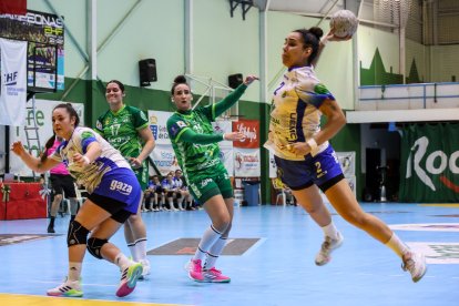 Partido entre Rocasa y Caja Rural Aula. / LOF