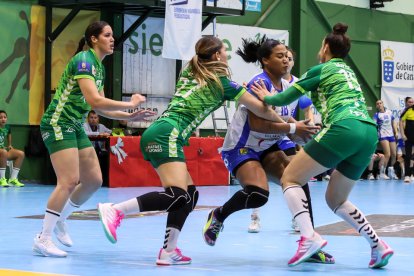 Partido entre Rocasa y Caja Rural Aula. / LOF