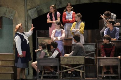 Estreno de Los Chicos del Coro en el Teatro Calderón.- J. M. LOSTAU
