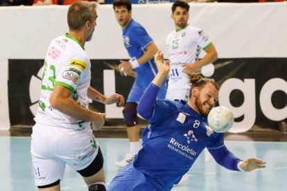 Recoletas Atlético Valladolid - Antequera. / J. M. LOSTAU