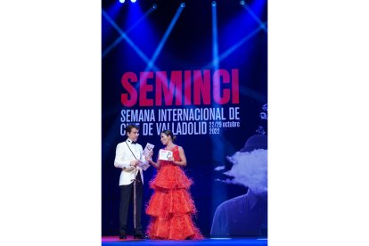 Eva Marciel y Javier Veiga en la Gala de inauguración.- ICAL