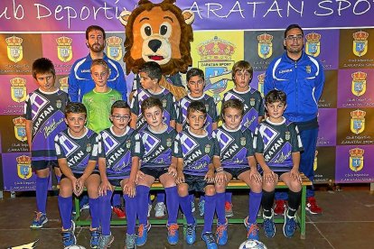 El equipo benjamín B del Zaratán Sport.