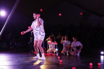 Circo contemporáneo 'Tiempo al viento'.- PHOTOGENIC