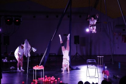 Circo contemporáneo 'Tiempo al viento'.- PHOTOGENIC