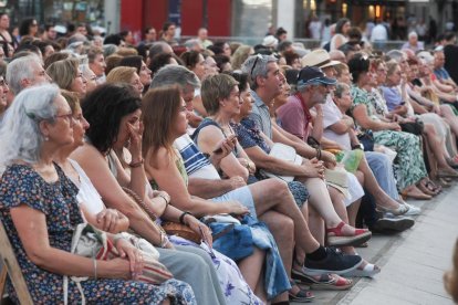 Representación del 'Nessun Dorma' de Puccini en la plaza Mayor de Valladolid. PHOTOGENIC