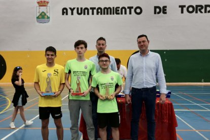 Clausura de la competición de bádminton en Tordesillas. / E. M.