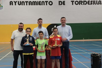 Clausura de la competición de bádminton en Tordesillas. / E. M.