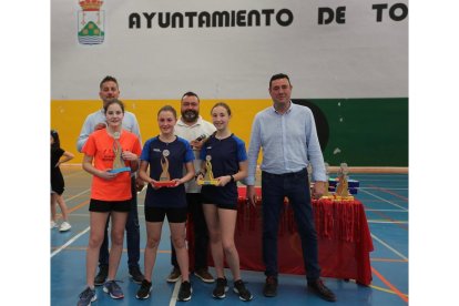 Clausura de la competición de bádminton en Tordesillas. / E. M.