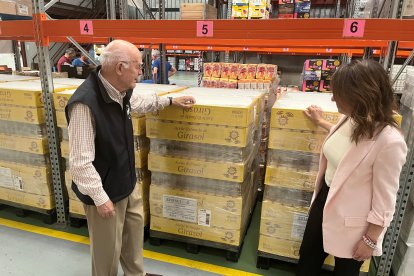 Donación de alimentos del Mercadona, Valladolid.- E.M.