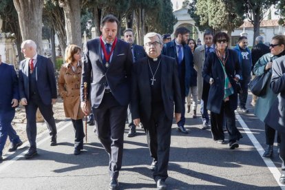 El cementerio de El Carmen en el Día de Todos los Santos. - LOSTAU