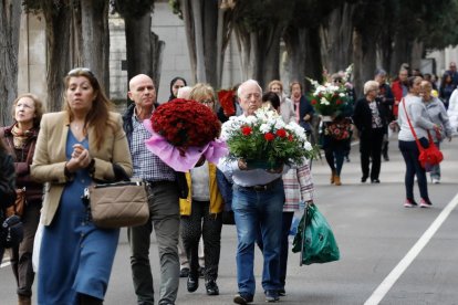 El cementerio de El Carmen en el Día de Todos los Santos. - LOSTAU