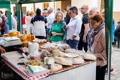 Feria del queso en Villalón de Campos. J.M. Lostau