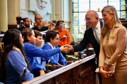 El alcalde de Valladolid, Jesús Julio Carnero, y la teniente alcalde Irene Carvajal en el Pleno del Consejo Municipal de la Infancia. -ICAL