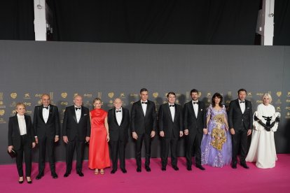 Autoridades en la alfombra roja de la 38 edición de los Premios Goya, entre ellos Pedro Sánchez, Yolanda Díaz, Ana Redondo Jesús Julio Carnero y Alfonso Fernández Mañueco