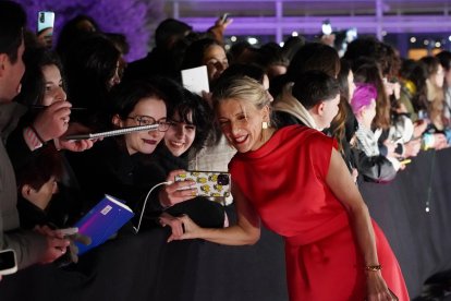 Yolanda Díaz en la alfombra roja de la 38 edición de los Premios Goya - ICAL