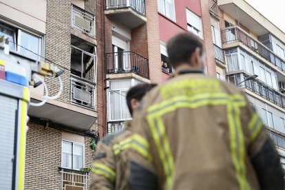 Imagen del incendio registrado en el paseo de San Vicente.- PHOTOGENIC