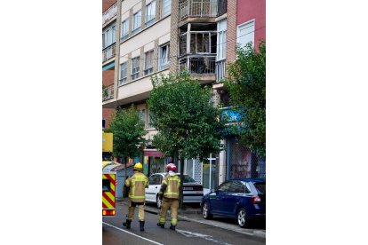 Imagen del incendio registrado en el paseo de San Vicente.- PHOTOGENIC