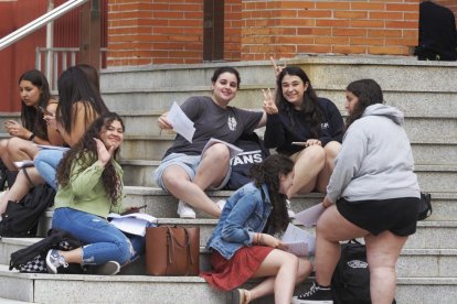 Segunda convocatoria de la EBAU en el aulario de Valladolid.- PHOTOGENIC