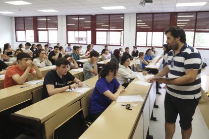 Segunda convocatoria de la EBAU en el aulario de Valladolid.- PHOTOGENIC