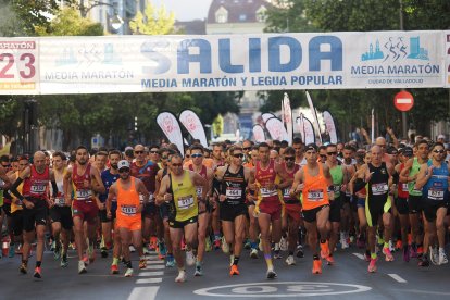XXXIV Media Maratón Ciudad de Valladolid. / PHOTOGENIC.