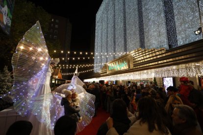 Encendido de luces de El Corte Inglés. -PHOTOGENIC/ CARLOS LLORENTE