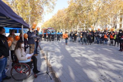Homenaje a las víctimas de accidentes de tráfico en Valladolid. | ICAL