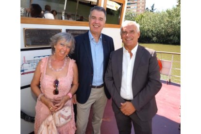 Primera jornada en la caseta de EL MUNDO en La Leyenda del Pisuerga. / PHOTOGENIC