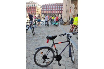 'Bicifestación' en defensa de la movilidad sostenible en Valladolid. -ECOLOGISTAS EN ACCIÓN