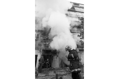 Incendio en la discoteca Siete Siete de Valladolid el 6 de octubre de 1996. J. M. LOSTAU
