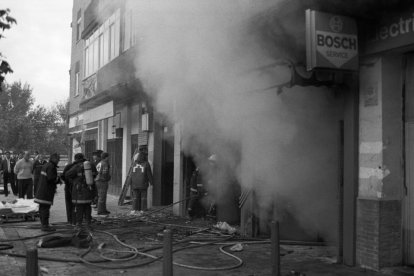 Incendio en la discoteca Siete Siete de Valladolid el 6 de octubre de 1996. J. M. LOSTAU