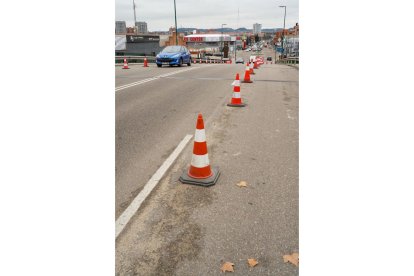 Fotos de las obras del viaducto del Polígono de Argales. J.M. LOSTAU