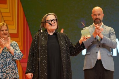 Agznieszka Holland recibe la Espiga de Oro en la gala de inauguración de la 68 Seminci. -PHOTOGENIC