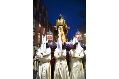 La Procesión de Perdón y Esperanza del Viernes de Dolores en Valladolid. J.M. LOSTAU