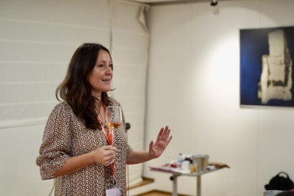 La primera cata de vino diseñado por inteligencia artificial promovida por la UEMC y celebrada en la Oficina de Turismo de Valladolid - PHOTOGENIC