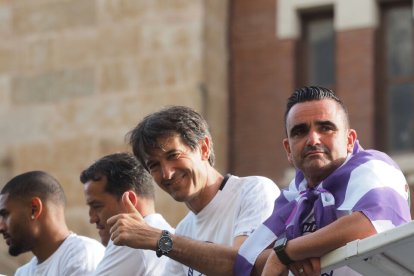 Celebración del ascenso del Real Valladolid en las calles. / PHOTOGENIC
